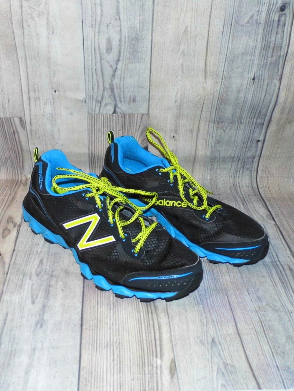 NEW BALANCE 710 V2 Trail Black/Blue Sneakers Mens Size 12 D